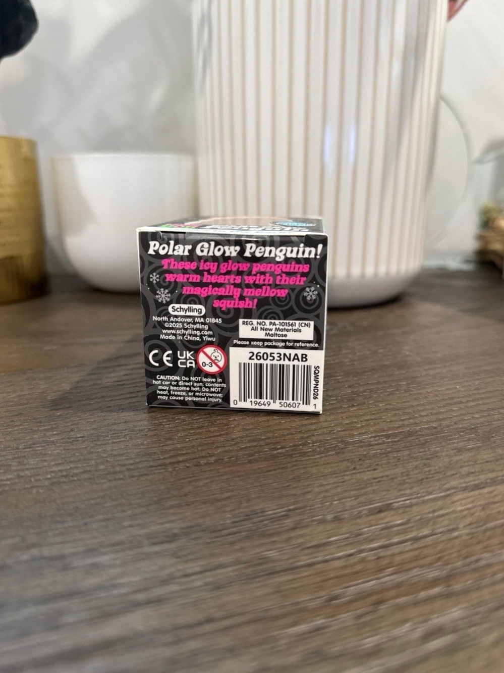 Needoh Polar Glow Penguin NEW IN BOX - Picture 4 of 4